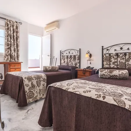 Hotel La Parrita-3